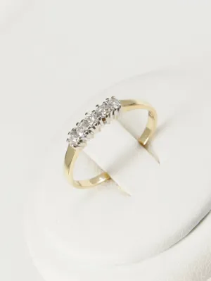 9ct Gold 5 Stone Diamond Ring