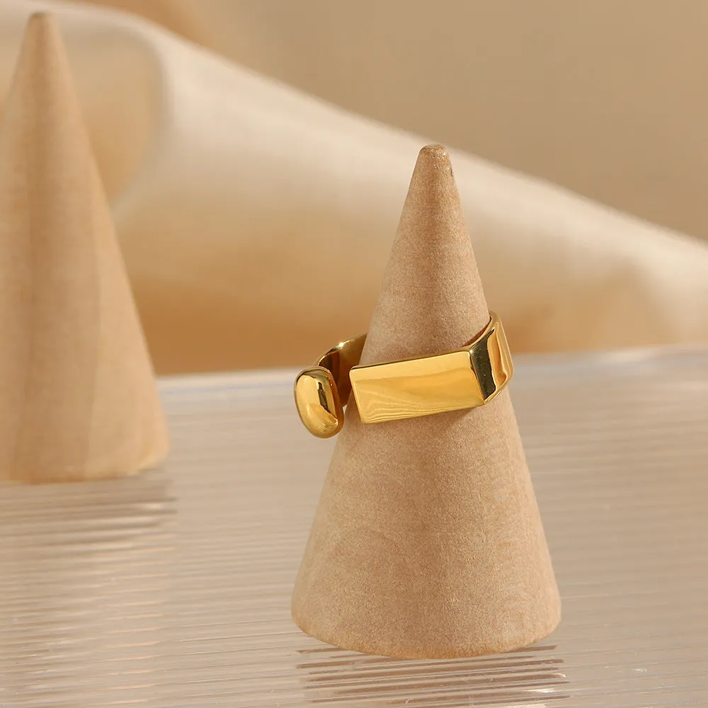 Aria Gold Ring