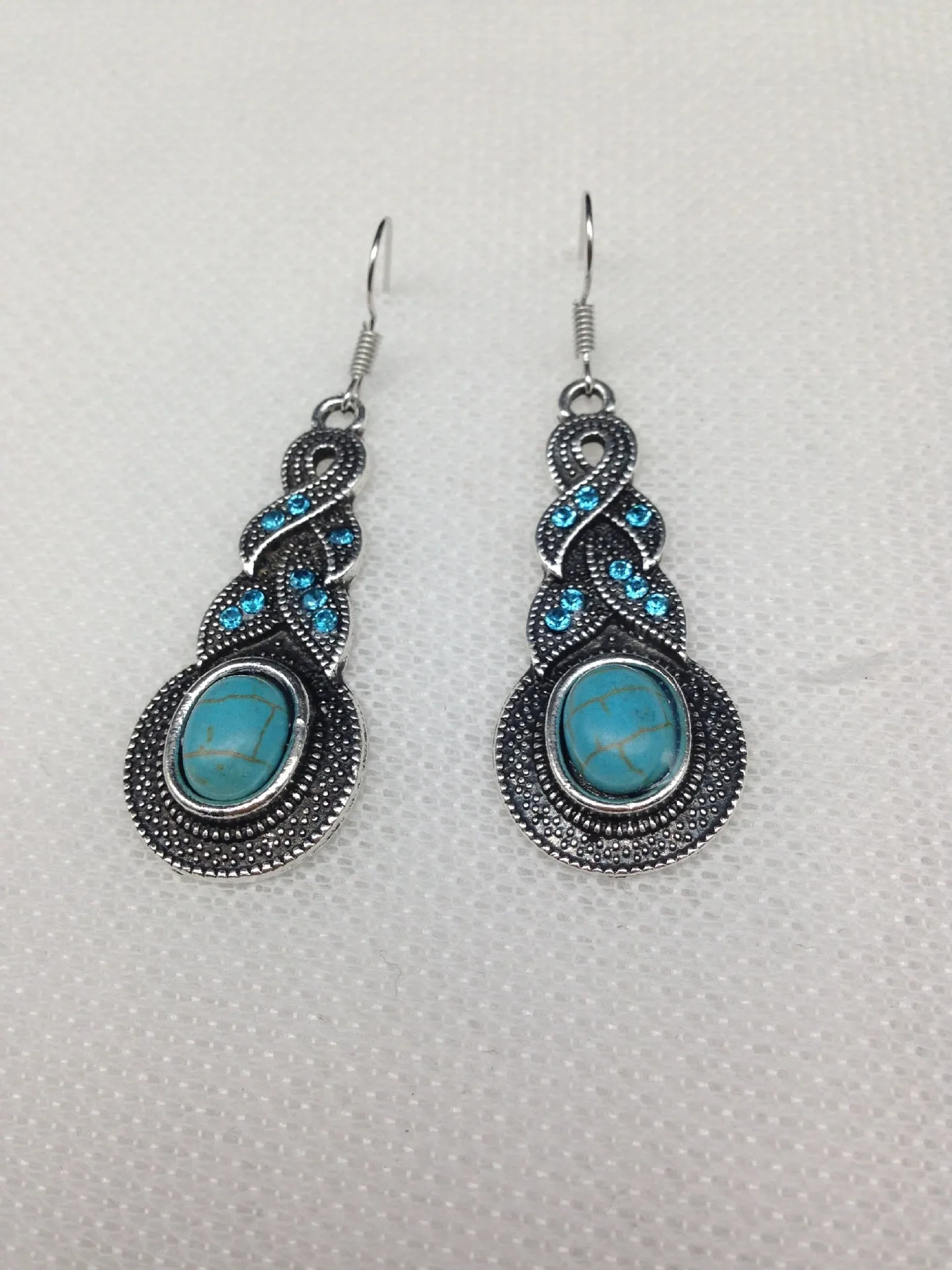 Bohemian Turquoise Inlaid Jewelry Set with Savanna Rhythms Collection