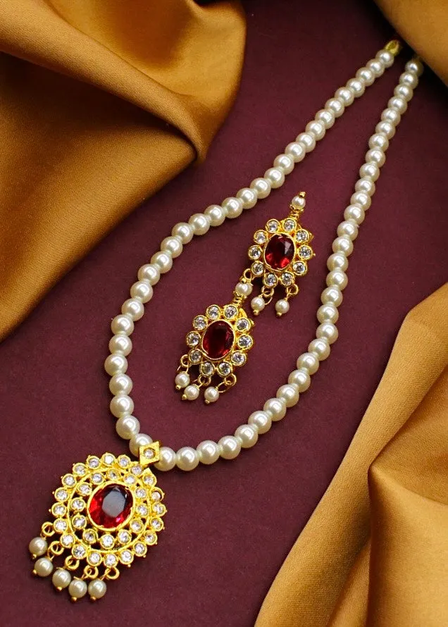 CLASSY MOTI NECKLACE