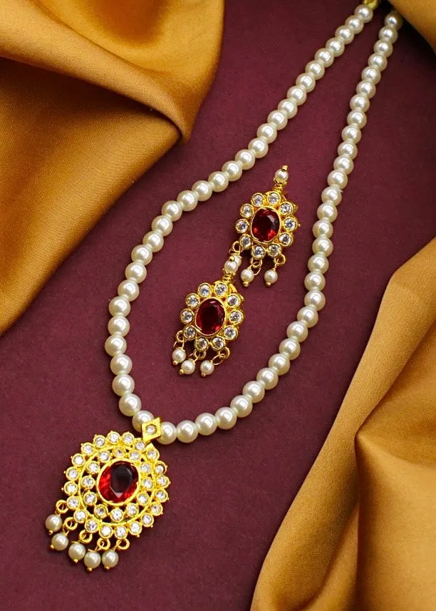 CLASSY MOTI NECKLACE