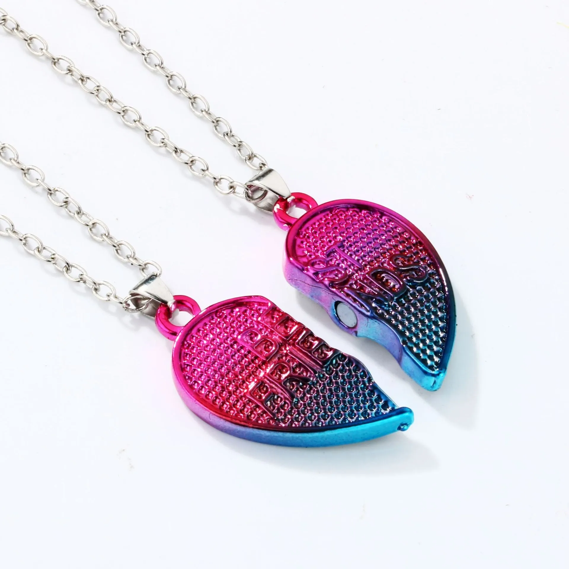 Magnetic Hearts Best Friends Necklaces Set for Two