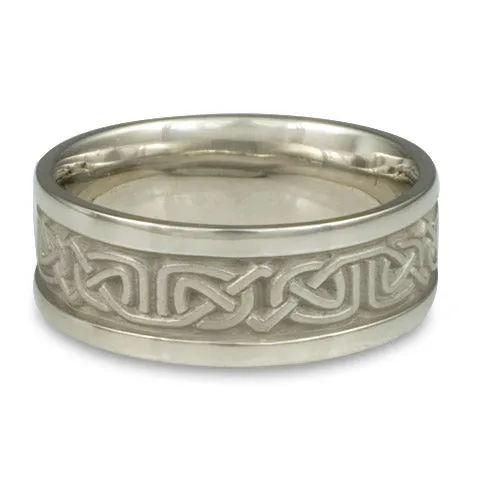 Narrow Self Bordered Labyrinth Wedding Ring in Platinum