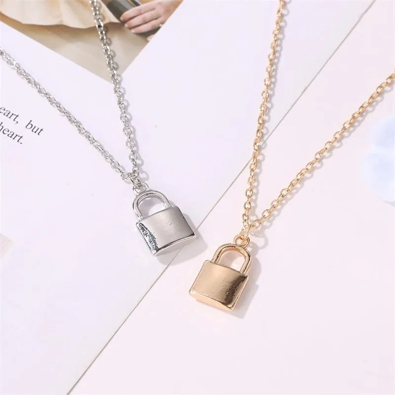 Simple And Fashionable Metal Lock Necklace