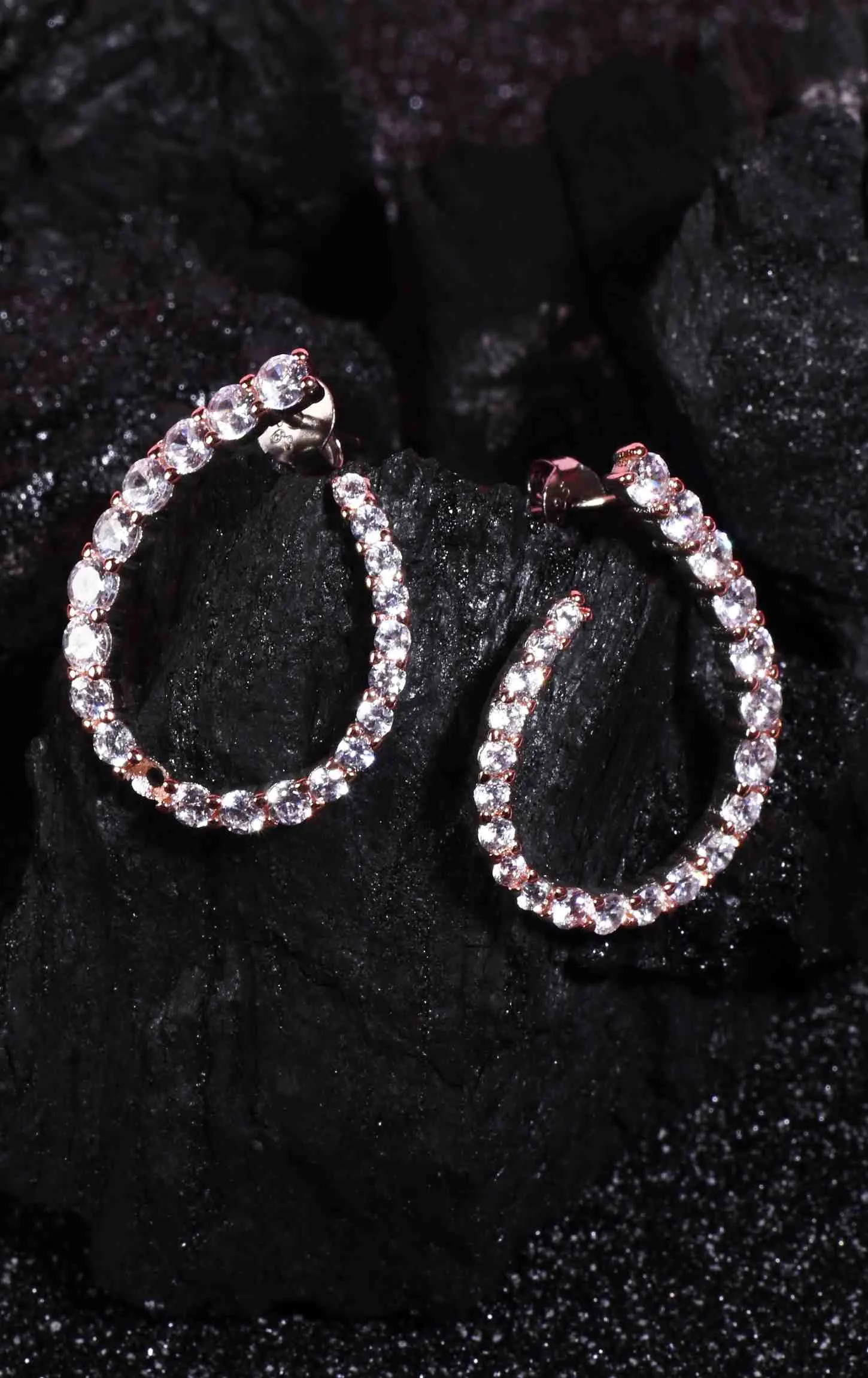 White Swarovski Zircon Embedded Rose Gold Elliptical Earring